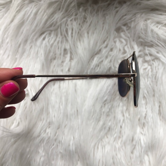 Ray-Ban Aviator Sunglasses (gold) - Picture 3 of 4